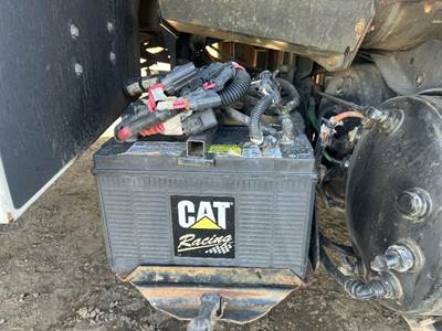 International 4400 Battery Box