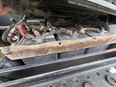 International 4400 Battery Box