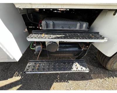 International 4400 Battery Box