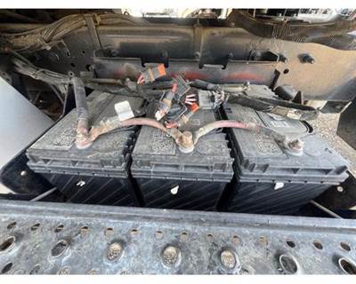 International 4400 Battery Box