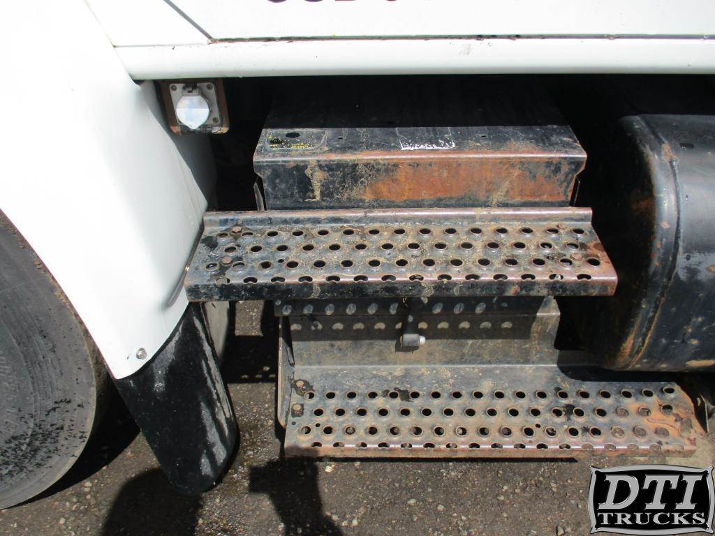 1999 International 4700 Battery Box For Sale Wheat Ridge, CO 37697