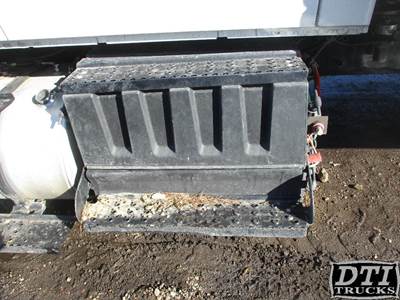 International 7500 Battery Box