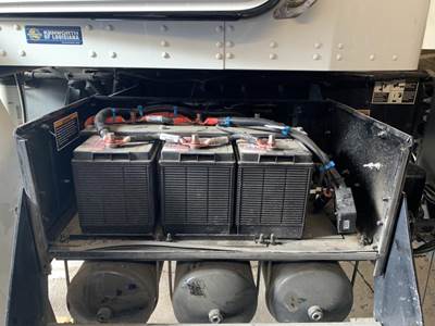 Kenworth T370 Battery Box