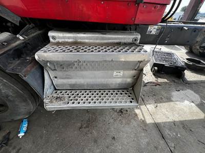 Kenworth T800 Battery Box