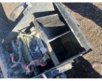 UD UD1800 Battery Box for a Ud Truck UD1800