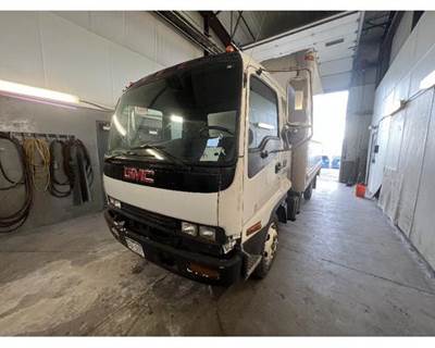 GMC WT5500 Front Bumper