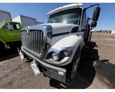 International 7500 Front Bumper