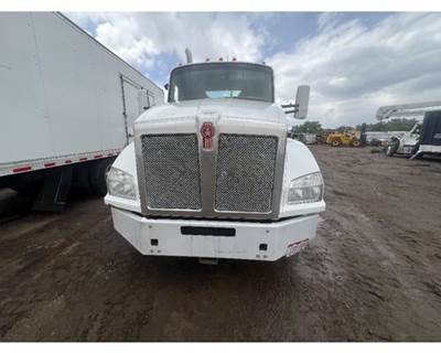 Kenworth T800 Front Bumper