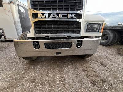 Mack Pinnacle CXU612 Front Bumper for a Mack CXU612