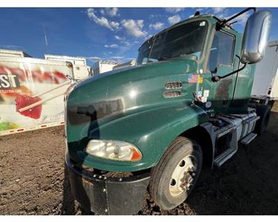 Mack Pinnacle CXU612 Front Bumper for a Mack CXU612