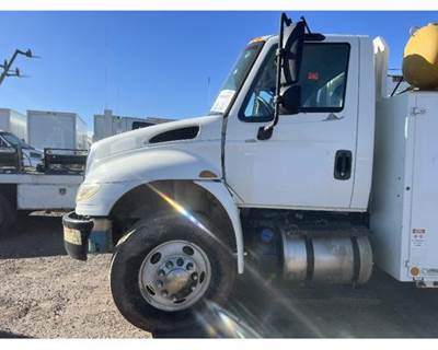 International 4400 Cab Assembly
