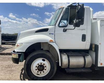 International 4400 Cab Assembly