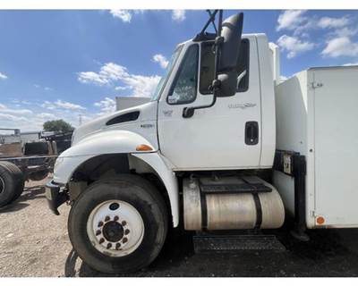 International 4400 Cab Assembly