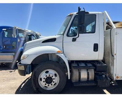 International 4400 Cab Assembly