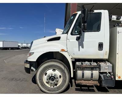 International 4400 Cab Assembly