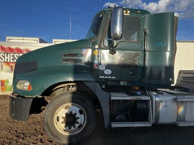 Mack Pinnacle CXU612 Cab Assembly for a Mack CXU612
