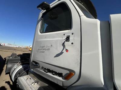 Peterbilt 579 Cab Assembly