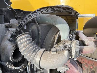 Mack Pinnacle CXU612 Charge Air Cooler (ATAAC) for a Mack CXU612