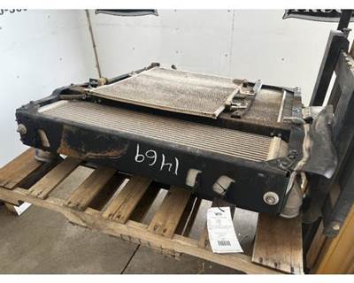 Ford F-750 Cooling Assembly for a Ford F750