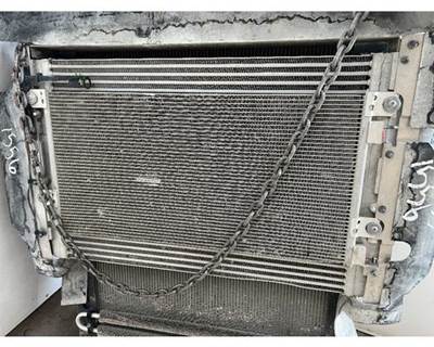 Mack Pinnacle CXU612 Cooling Assembly for a Mack CXU612