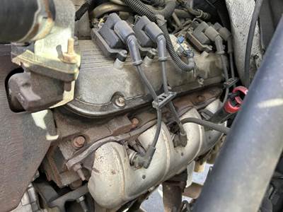 GMC 8.1 Cylinder Head for a GMC C5500