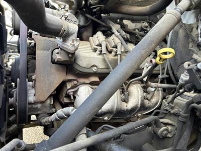 GMC C5500 Cylinder Head