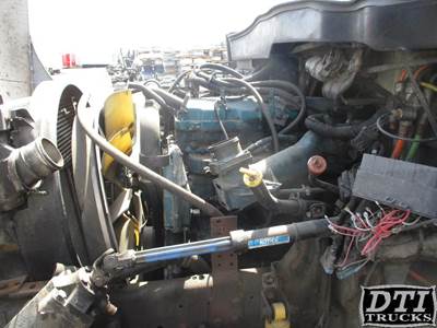 International DT466E Cylinder Head for a International 4300