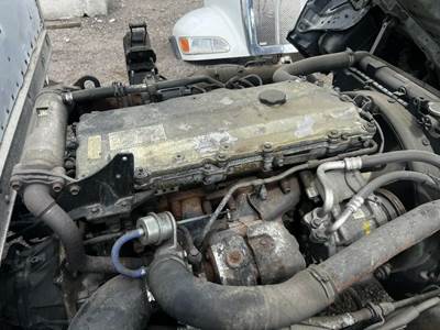 Isuzu 4HK1TC Cylinder Head for a GMC W4500