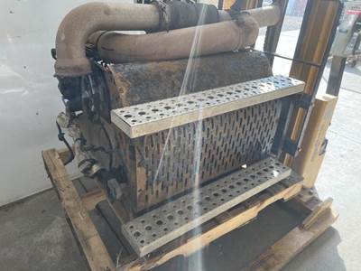 Freightliner Cascadia DPF Assembly