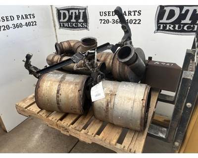 Kenworth T680 DPF Assembly