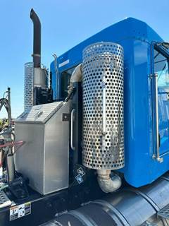 Kenworth T800 DPF Assembly