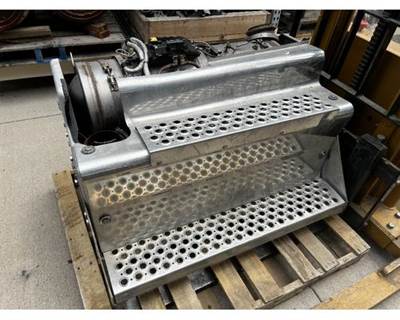 Kenworth T800 DPF Assembly