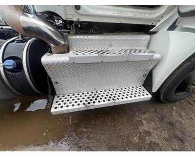 Kenworth T800 DPF Assembly