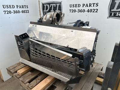 Mack Pinnacle CXU612 DPF Assembly for a Mack CXU612