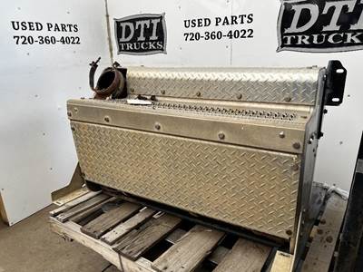 Peterbilt 367 DPF Assembly
