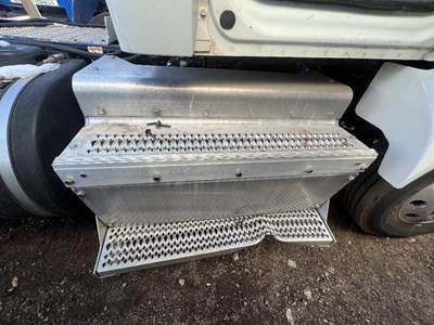 Peterbilt 579 DPF Assembly