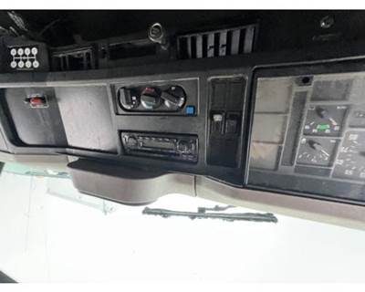 1995 International 4700 Dash Bezel Assembly