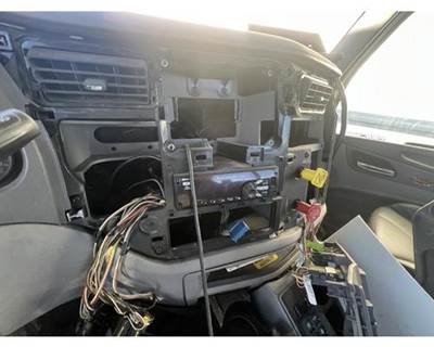 2016 Peterbilt 579 Dash Bezel Assembly