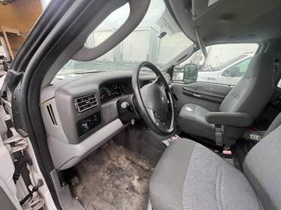 Ford F-550 Dashboard Assembly for a Ford F550