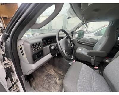 Ford F-550 Dashboard Assembly for a Ford F550