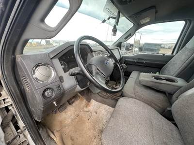 Ford F-750 Dashboard Assembly for a Ford F750