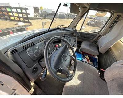 Freightliner Cascadia Dashboard Assembly