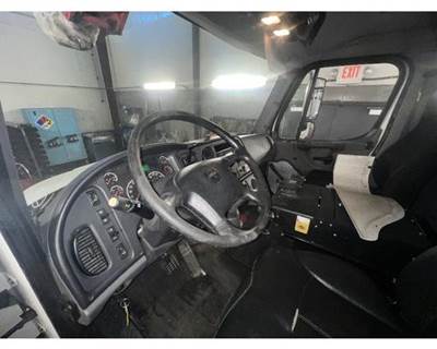 Freightliner M2 106 Dashboard Assembly