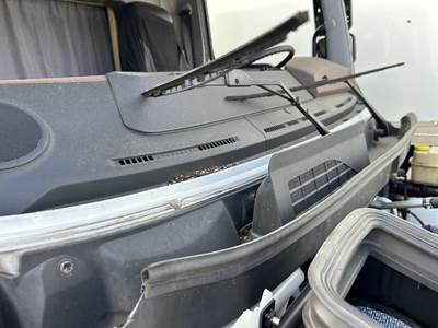 Hino 268 Dashboard Assembly