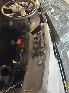 International 4300 Dashboard Assembly