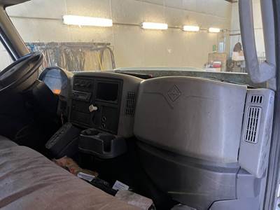 International 4300 Dashboard Assembly