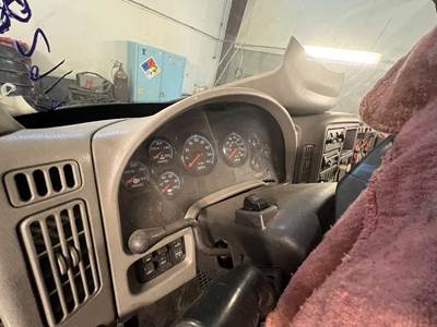 International 4300 Dashboard Assembly