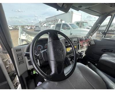 International 4300 Dashboard Assembly