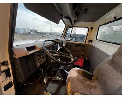 International 4700 Dashboard Assembly