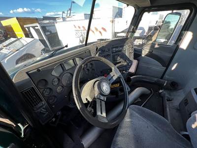 Mack Pinnacle CXU612 Dashboard Assembly for a Mack CXU612